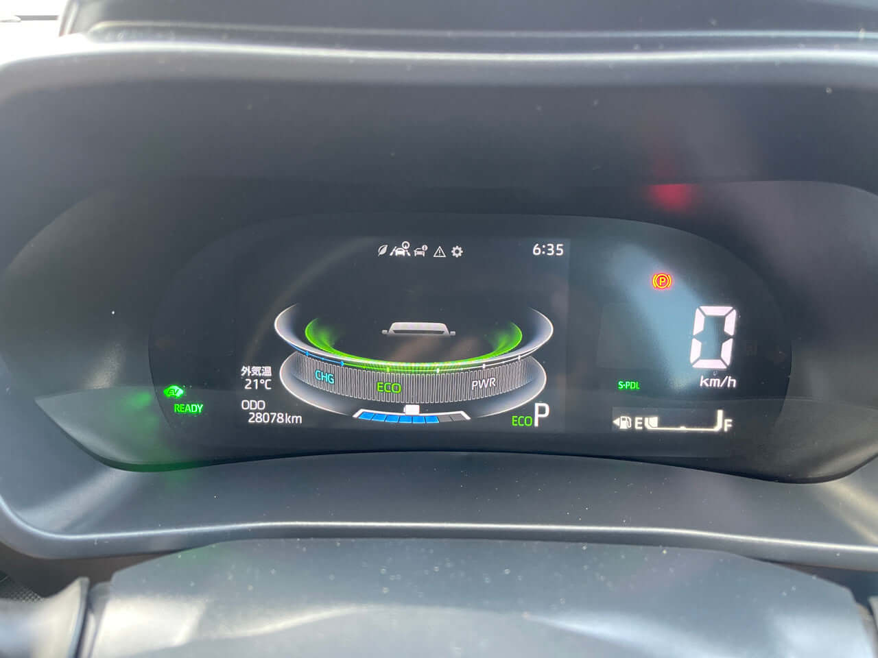 Dashboard display of a 2022 Toyota Raize 1.2L e-Smart Hybrid showing eco mode and mileage of 28078 km.