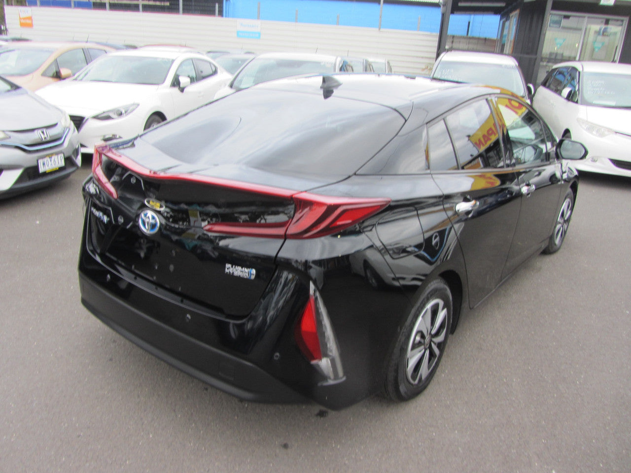 2017 Toyota Prius Prime Plug-In Hybrid 1.8L G-Edition 4 seater, VIN 6ZZ00ZVW523012444 (#2444)