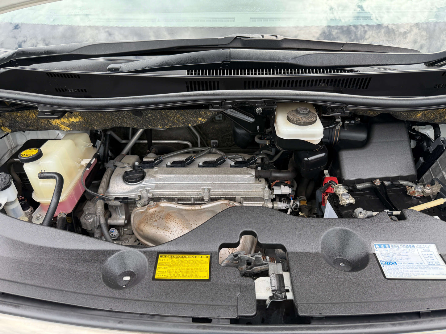 2010 Toyota Vellfire 2.4L Z Edition Platinum Selection 7 seats People Mover, (#0510)