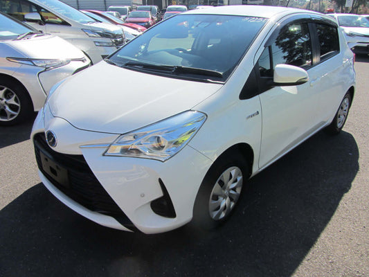 2018 Toyota Vitz 1.5L Hybrid F Package front view, white color, parked in a lot
