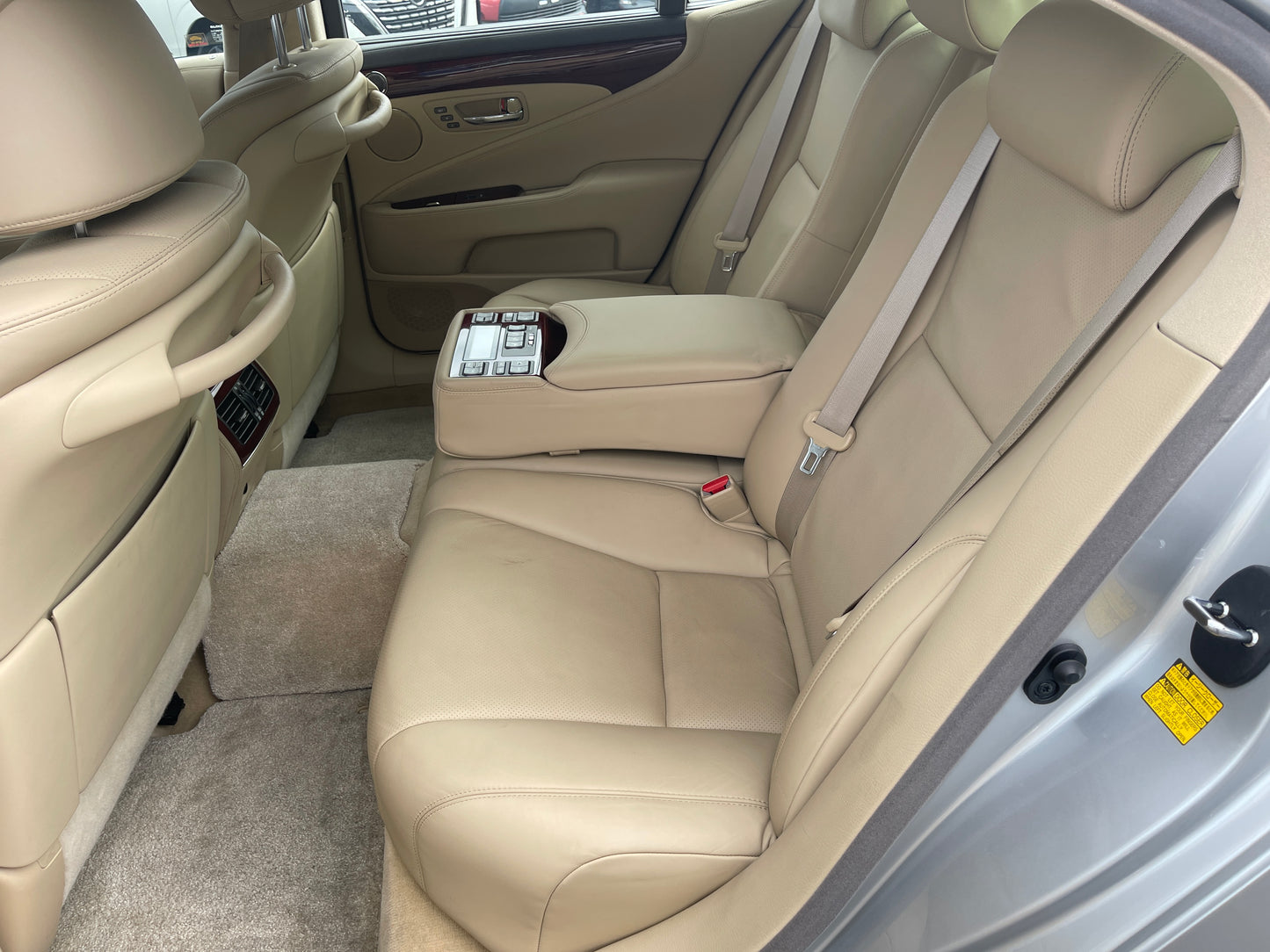 2007 Lexus LS600h AWD V8 5.0L Version U I Package Sun Roof Luxury Sedan, VIN 6ZZ70UVF455003692 (#3692)
