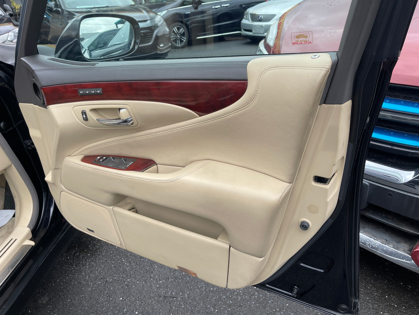 2007 Lexus LS600hL AWD V8 5.0L Sun Roof Luxury Sedan, VIN 6ZZ70UVF465002351 (#2351)