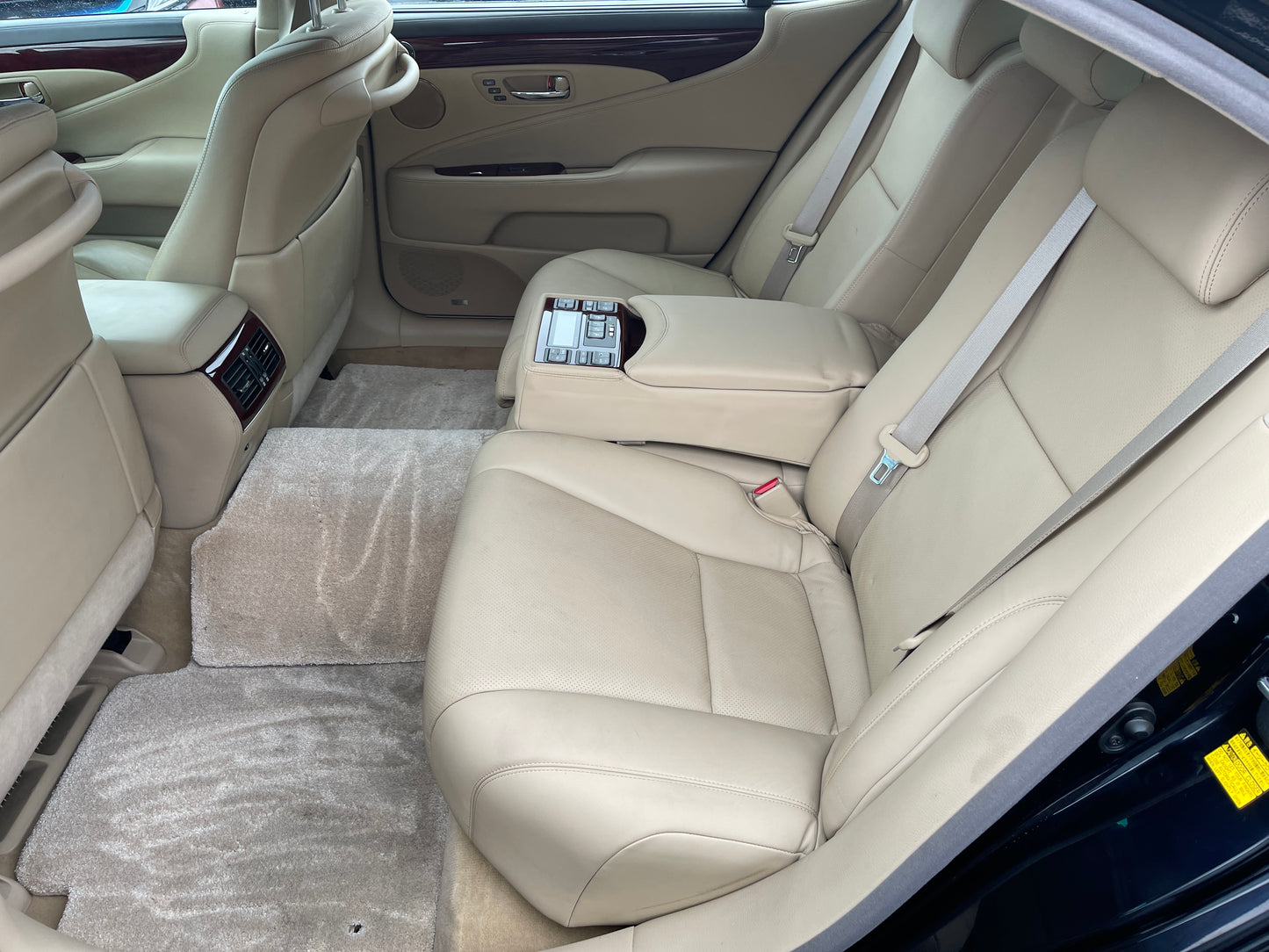 2007 Lexus LS600hL AWD V8 5.0L Sun Roof Luxury Sedan, VIN 6ZZ70UVF465002351 (#2351)