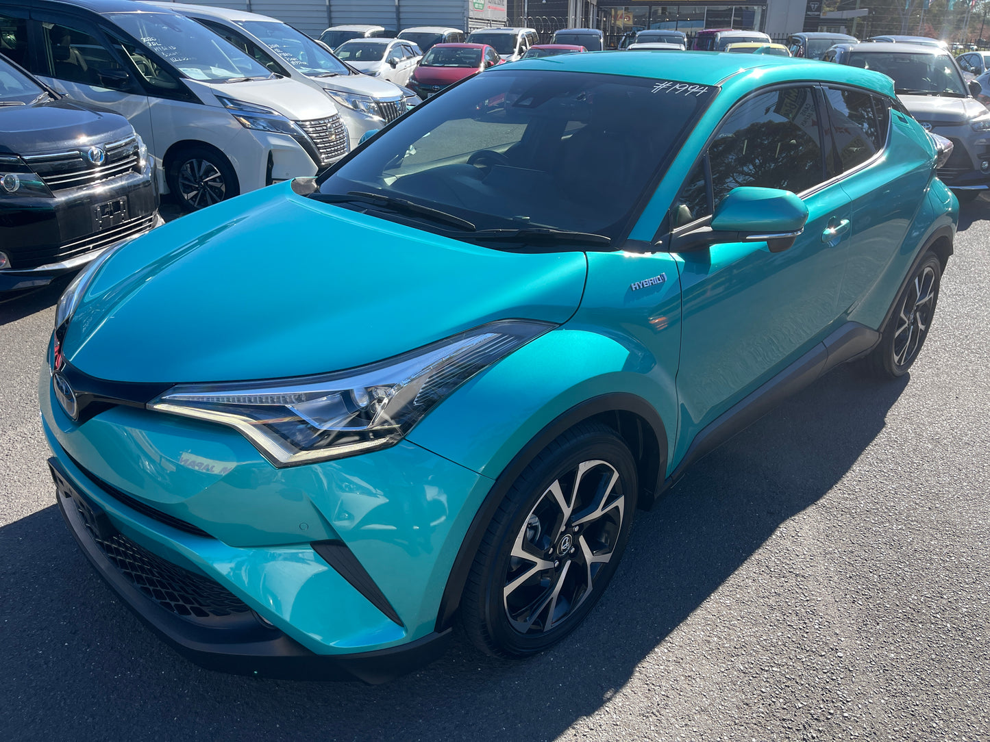 2017 Toyota C-HR 1.8L Hybrid Full Option Luxury SUV, VIN 6ZZG0ZYX102001994 (#1994)