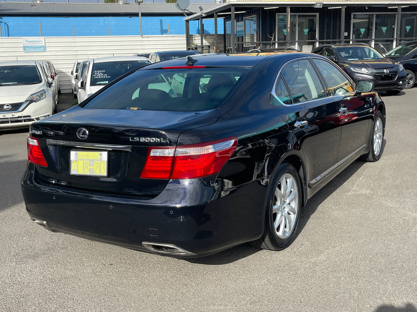 2007 Lexus LS600hL AWD V8 5.0L Sun Roof Separate Rear Seats Package Luxury Sedan, VIN 6ZZ70UVF465001794 (#1794)