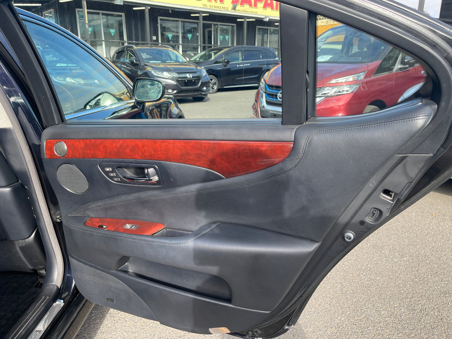 2007 Lexus LS600hL AWD V8 5.0L Sun Roof Separate Rear Seats Package Luxury Sedan, VIN 6ZZ70UVF465001794 (#1794)