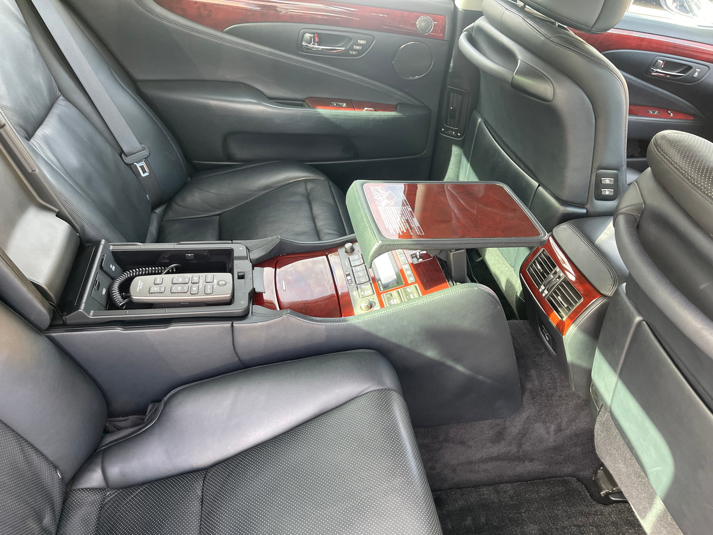 2007 Lexus LS600hL AWD V8 5.0L Sun Roof Separate Rear Seats Package Luxury Sedan, VIN 6ZZ70UVF465001794 (#1794)
