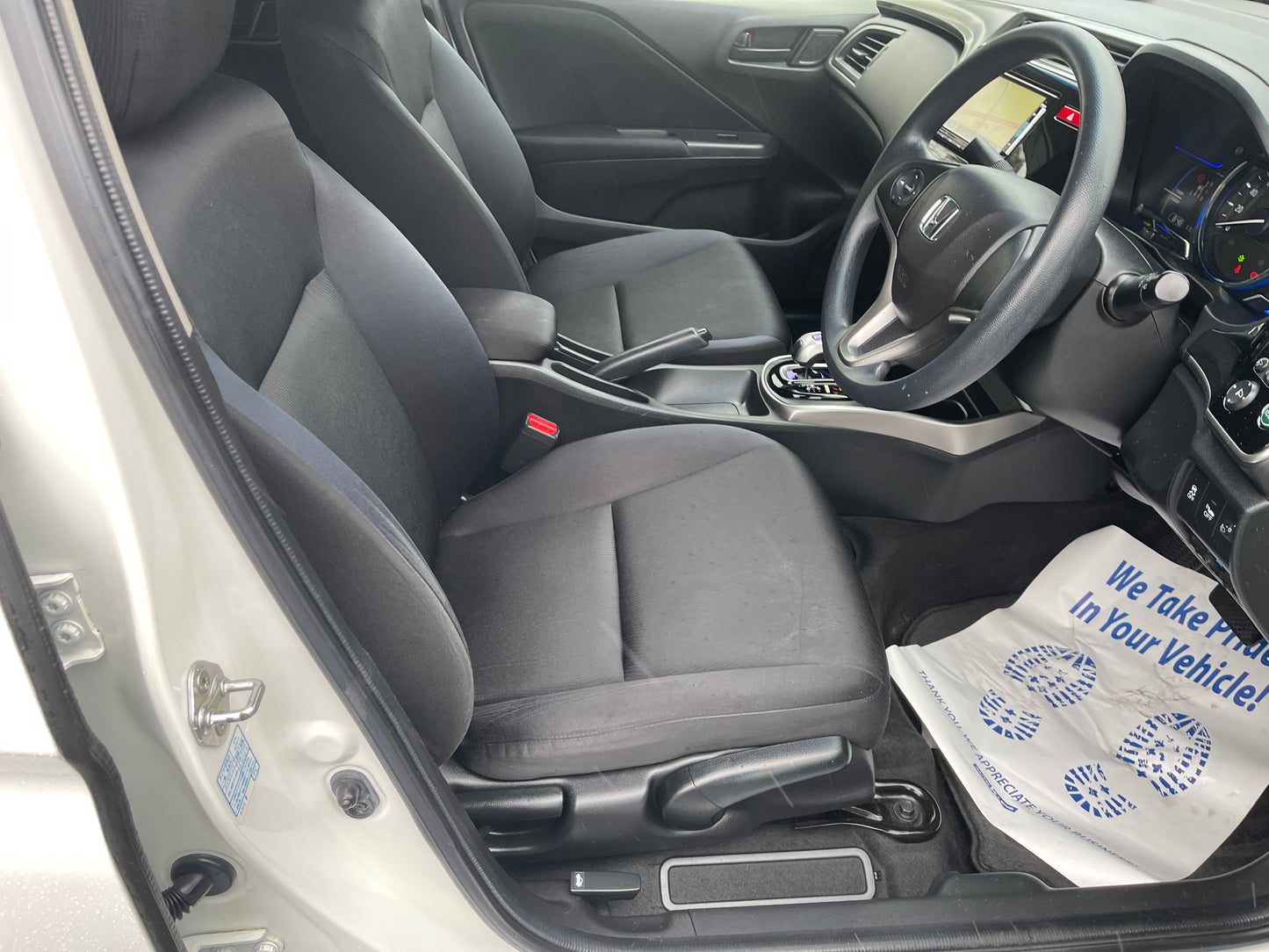 2015 Honda Grace 1.5 Hybrid DX Sedan 5 seater, 6ZZE000GM41006814 (#6814)