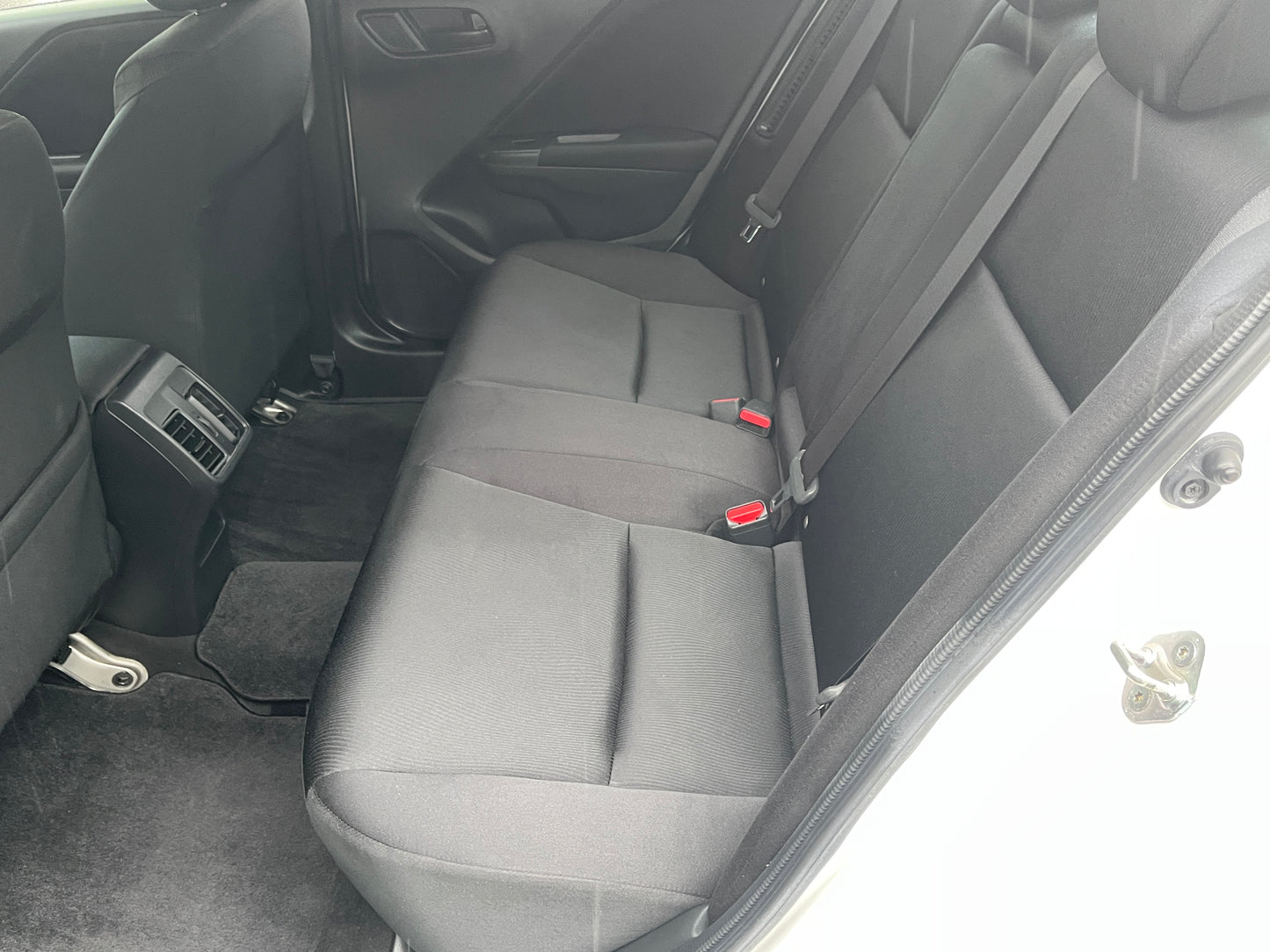 2015 Honda Grace 1.5 Hybrid DX Sedan 5 seater, 6ZZE000GM41006814 (#6814)