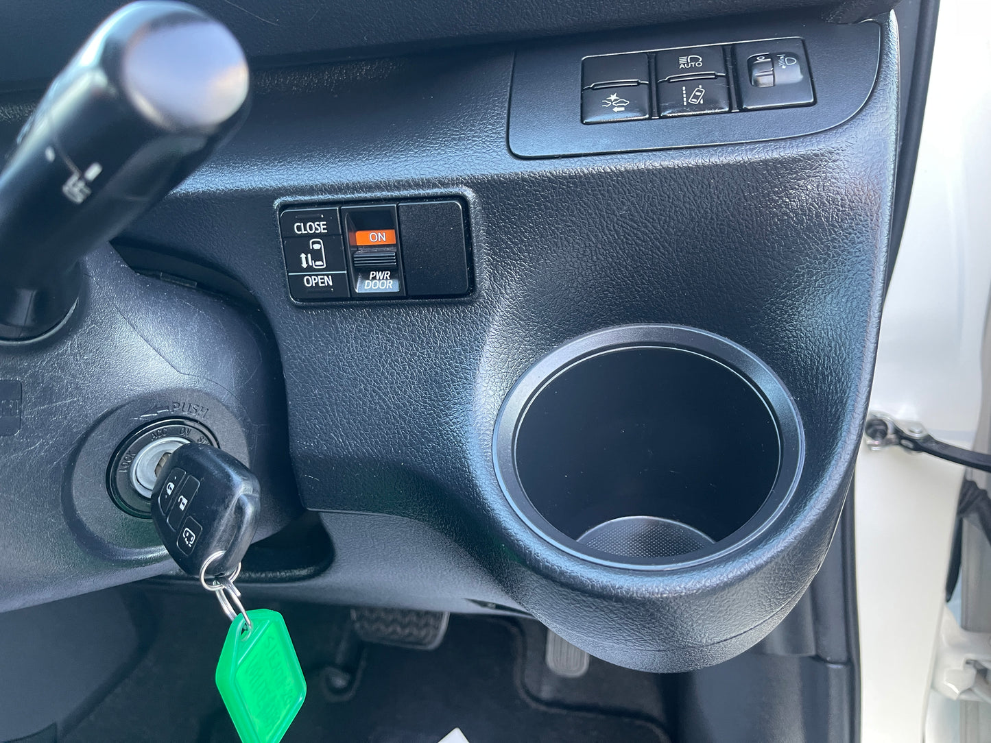 2020 Toyota Sienta 1.5L Hybrid X Package 7 seater, VIN 6ZZLNHP1707222239 (#2239)
