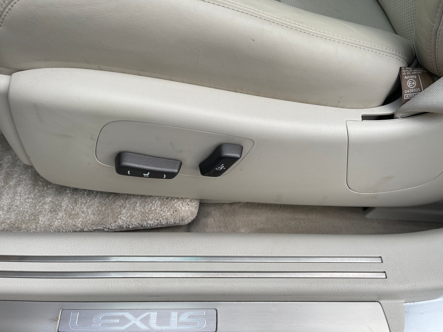 2007 Lexus LS600hL AWD V8 5.0L Sun Roof Luxury Sedan, VIN 6ZZ70UVF465003680 (#3680)