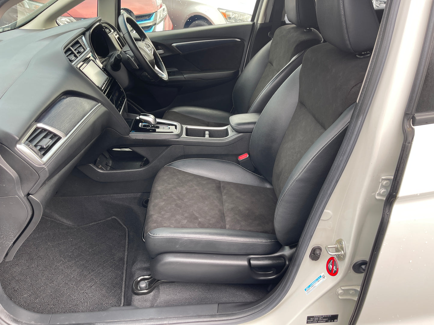 2019 Honda Shuttle Hybrid X Honda Sensing Edition 5 seater, 6ZZK000GP72010507 (#0507)