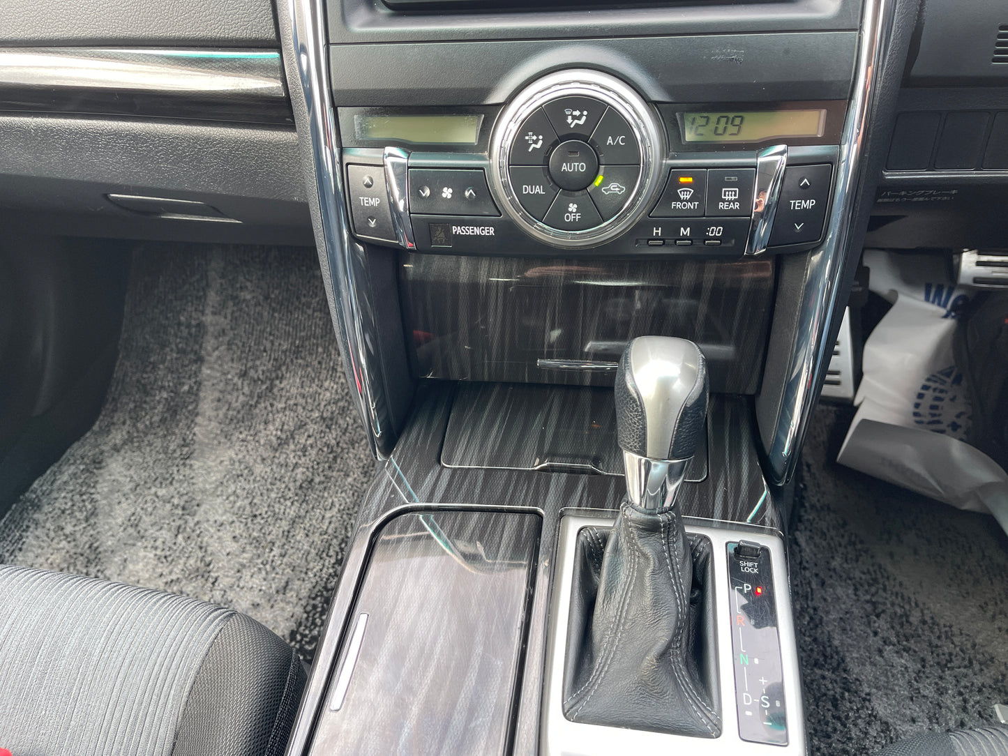 2010 Toyota Mark X V6 3.5L 350S Sport Sedan, VIN 6ZZAGRX1336001093 (#1093)