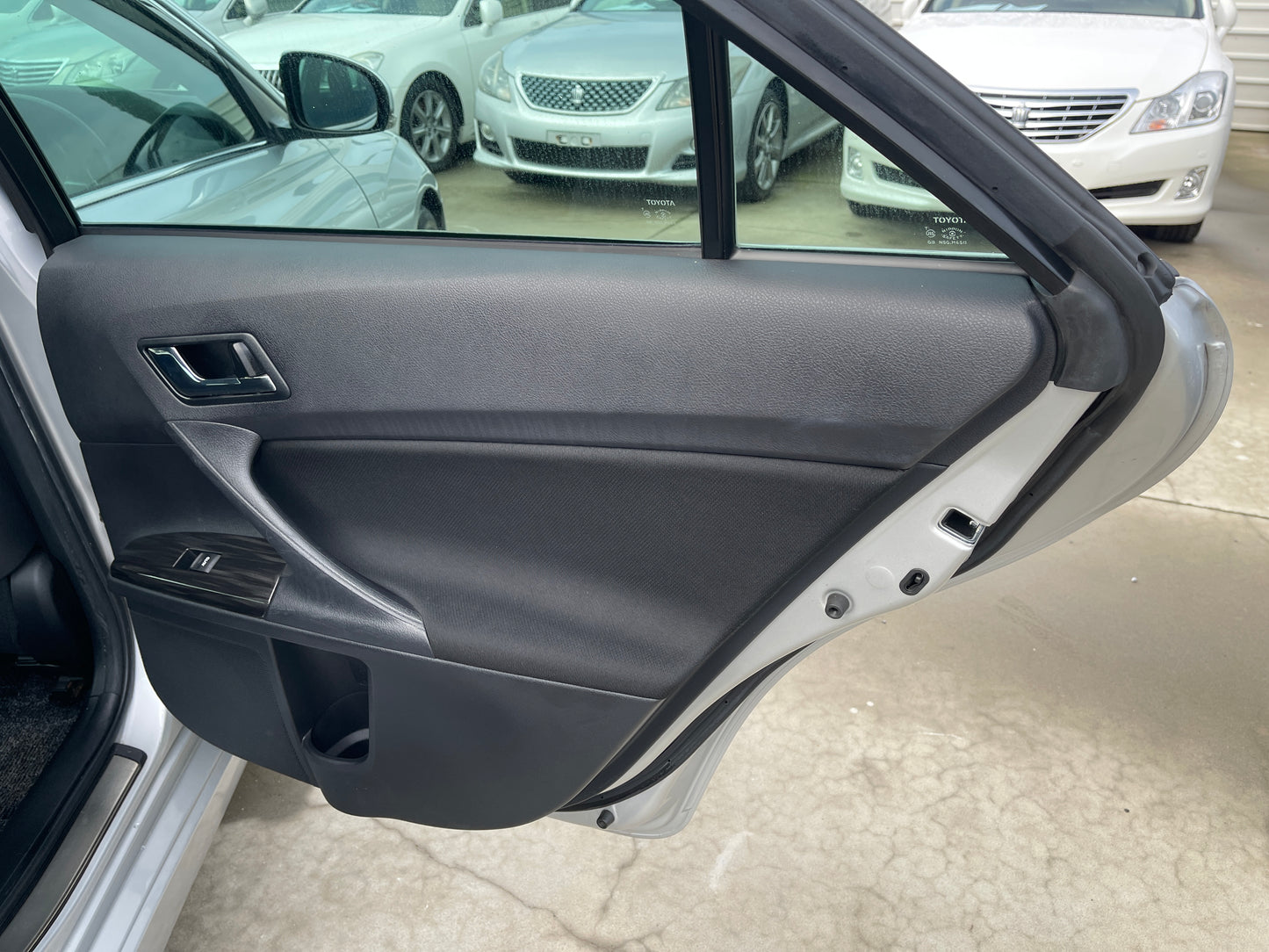 2010 Toyota Mark X V6 3.5L 350S Sport Sedan, VIN 6ZZAGRX1336001093 (#1093)