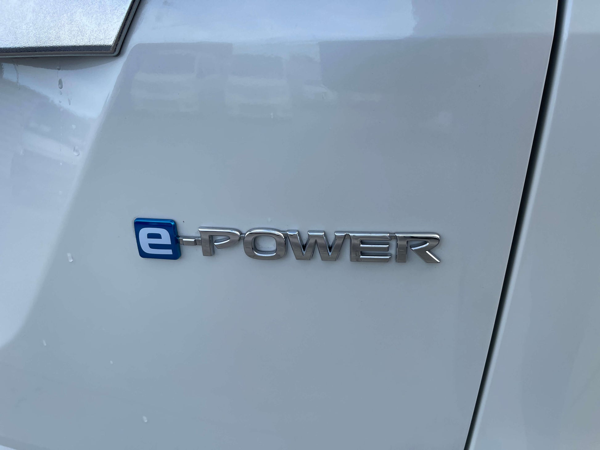 e-Power badge on 2018 Nissan Serena 1.2 e-Power Highway Star V, showcasing its hybrid technology.