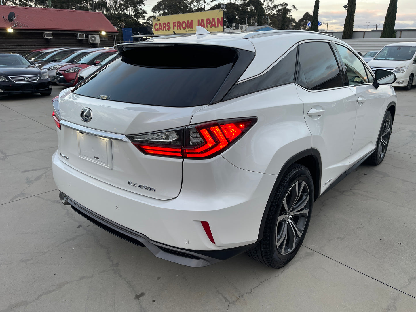 2017 Lexus RX450H V6 3.5L Hybrid L Version Luxury SUV, VIN 6ZZH0GYL200005570 (#5570)