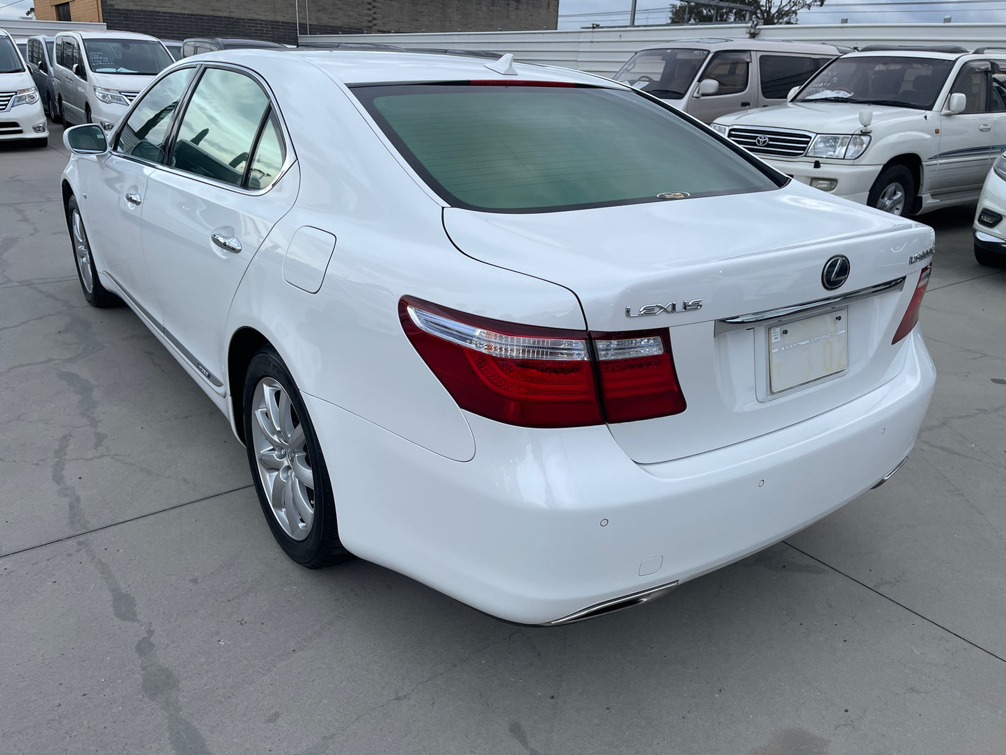 2007 Lexus LS600hL AWD V8 5.0L Sun Roof Luxury Sedan, VIN 6ZZ70UVF465000543 (#0543)