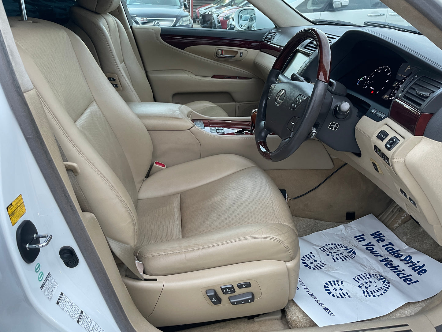 2007 Lexus LS600hL AWD V8 5.0L Sun Roof Luxury Sedan, VIN 6ZZ70UVF465000543 (#0543)