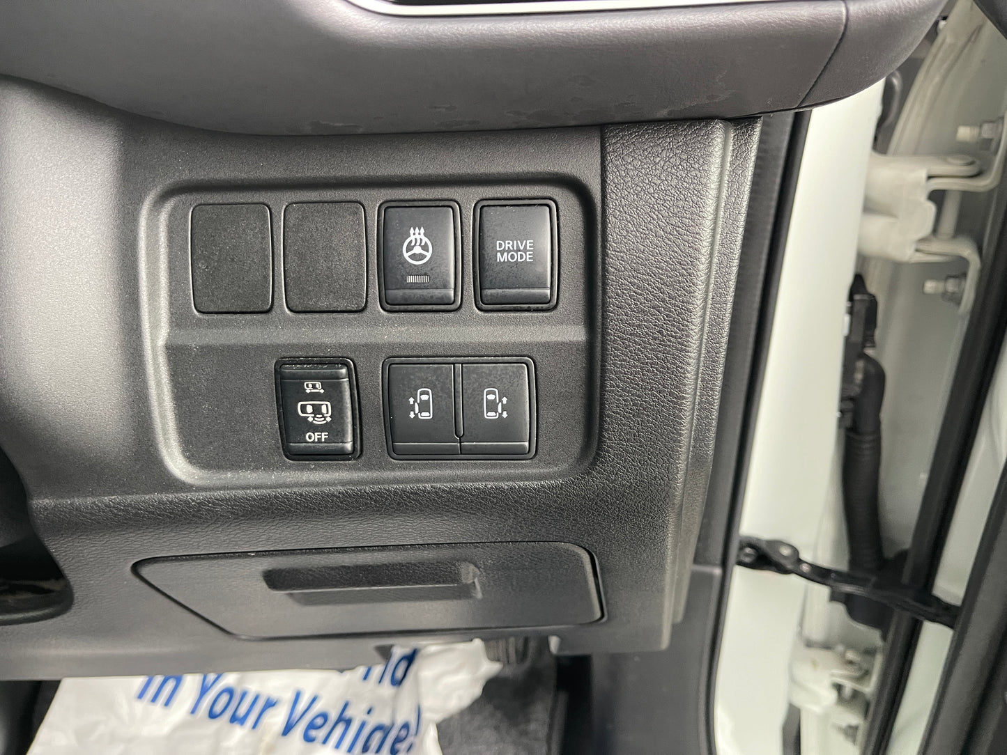 2020 Nissan Serena 1.2 e-Power Highway Star V 7 seats, VIN 6ZZL00HFC27064563 (#4563)