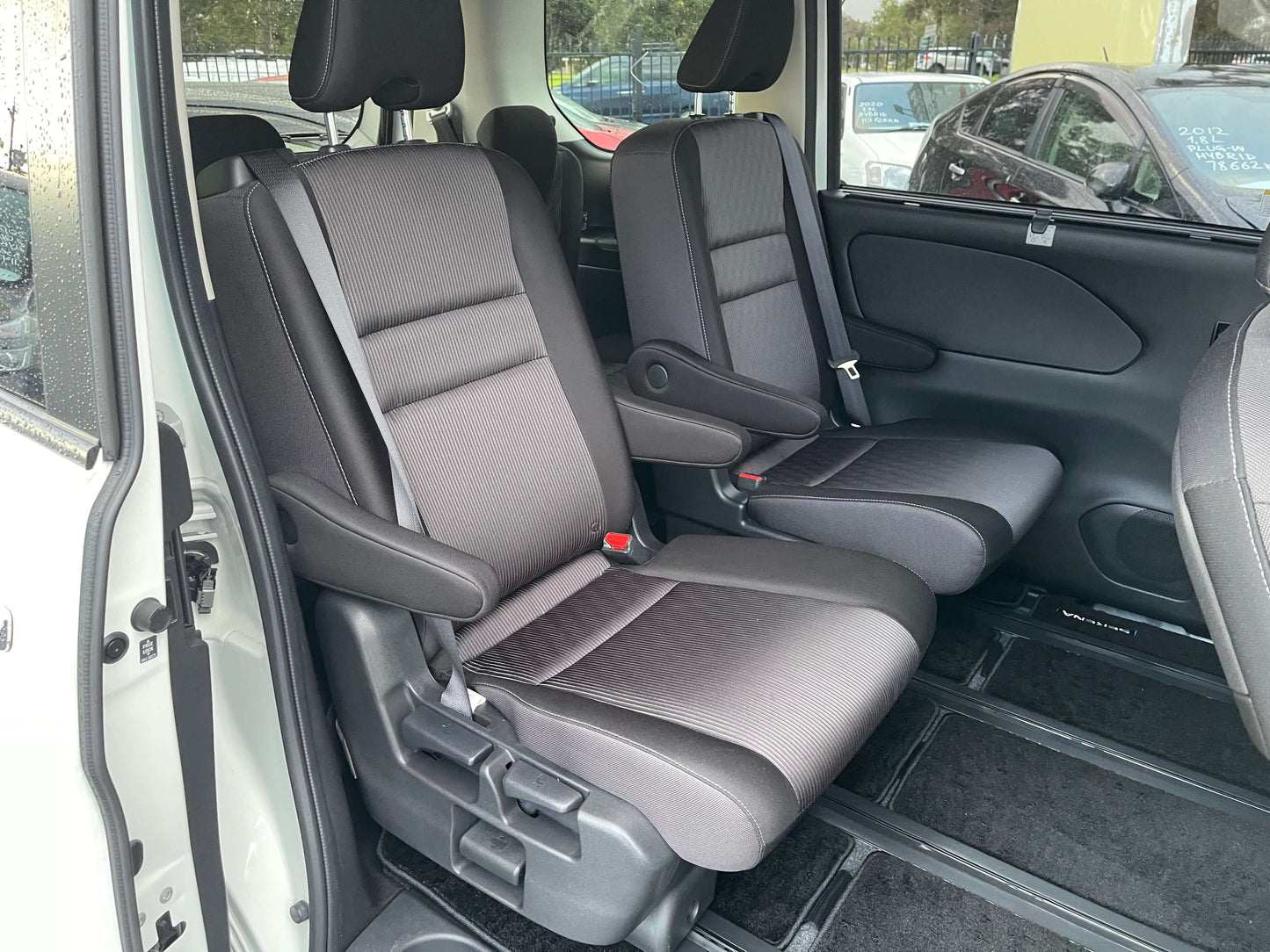 Interior view of 2020 Nissan Serena 1.2 e-Power featuring spacious seats for family comfort.