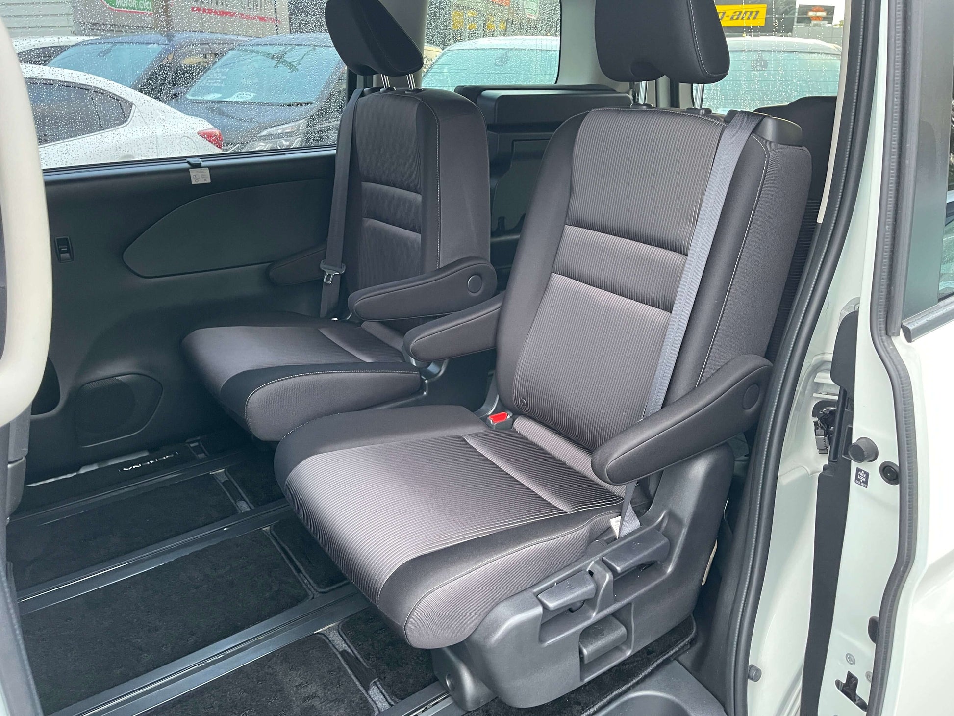 Interior view of 2020 Nissan Serena 1.2 e-Power showing spacious seating for 7 occupants.