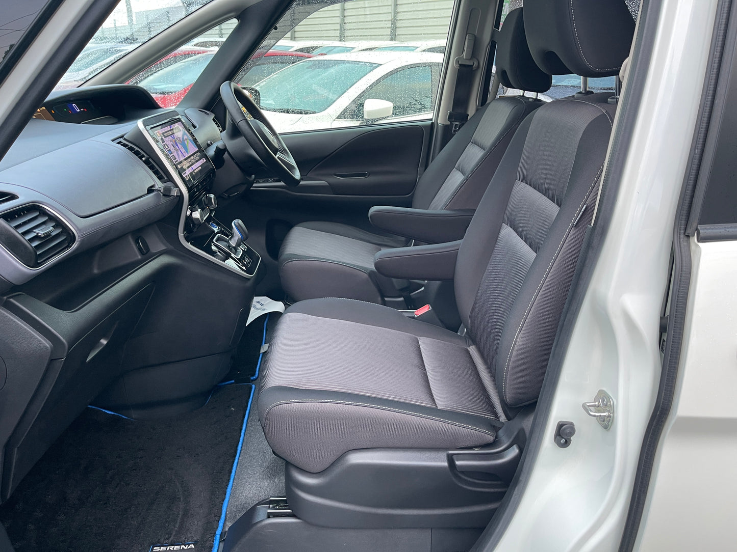 2020 Nissan Serena 1.2 e-Power Highway Star V 7 seats, VIN 6ZZL00HFC27064563 (#4563)