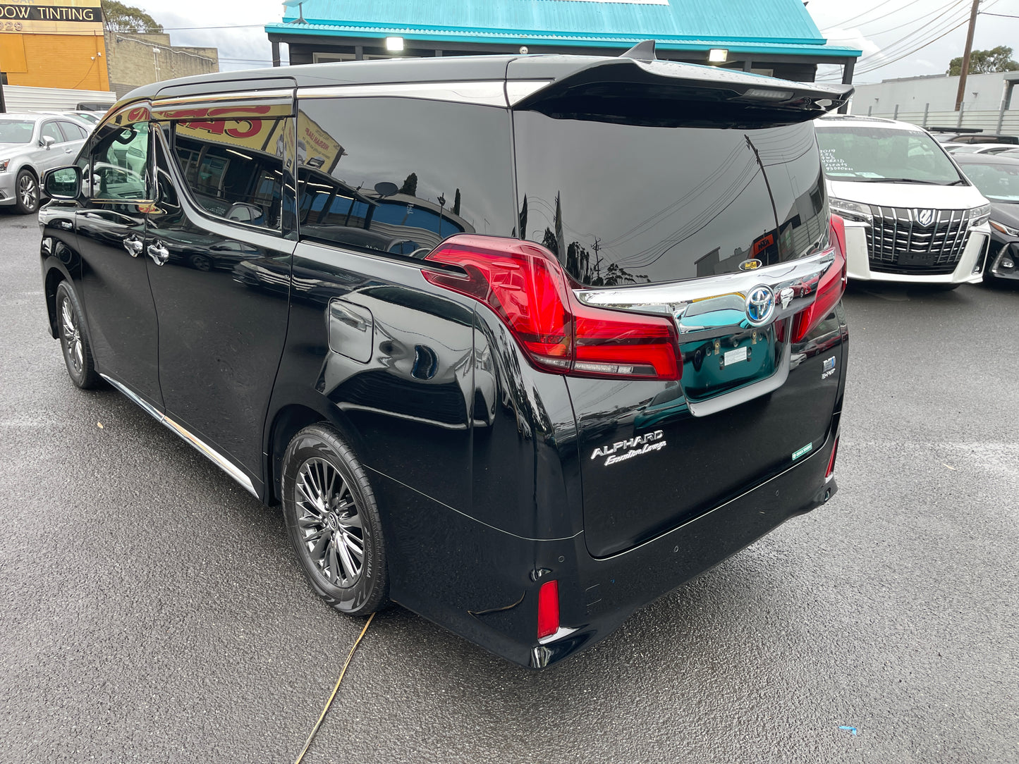2019 Toyota Alphard 2.5L e-Four Hybrid Executive Lounge S Edition 7 seats, VIN 6ZZK0AYH300098098 (#8098)