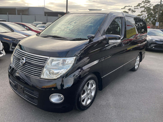 2008 Nissan Elgrand V6 2.5L Highway Star in black, showcasing its luxury design and spacious seating.