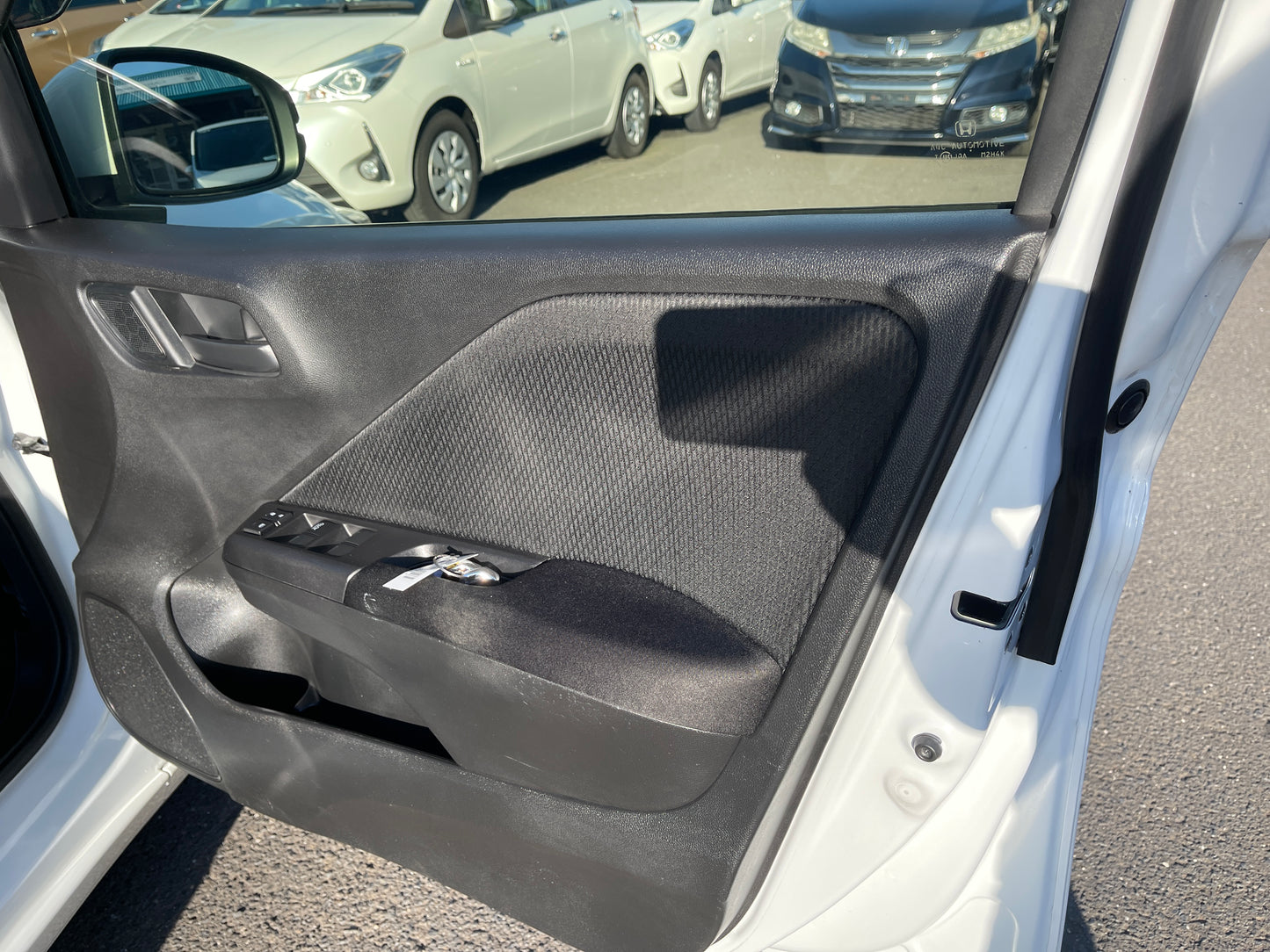 2019 Honda Grace 1.5 Hybrid LX Sedan 5 seater, 6ZZK000GM41211111 (#1111)