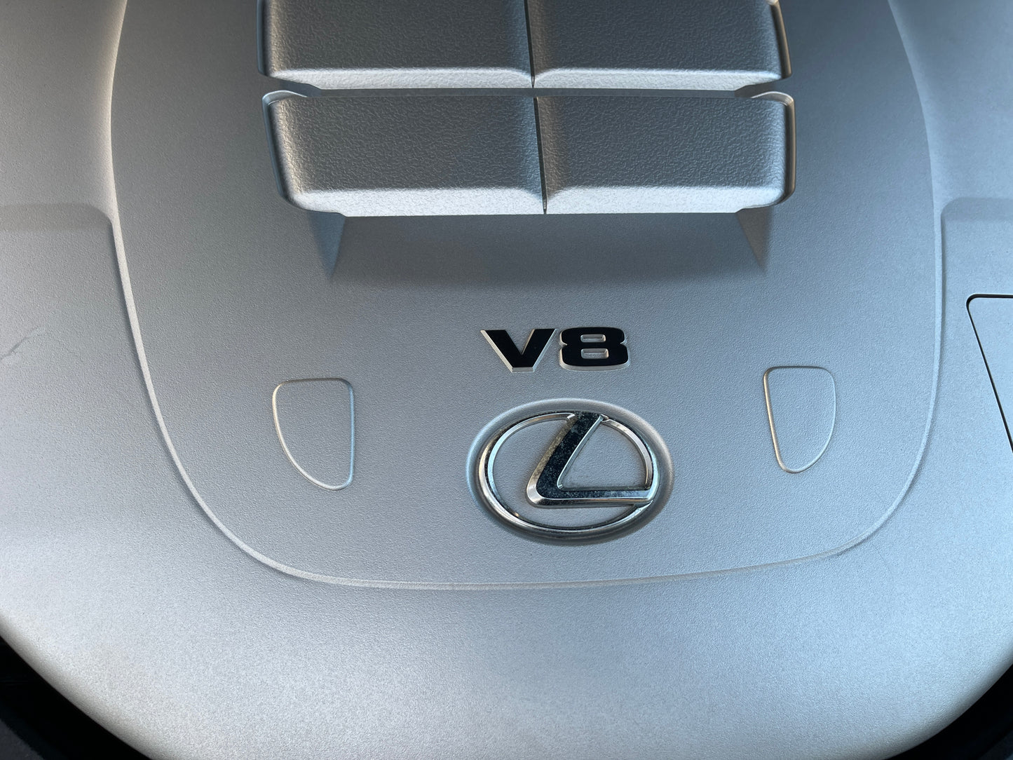 2010 Lexus LS460 AWD V8 4.6L Premium Luxury Sedan, VIN 6ZZD0USF455017750 (#7750)