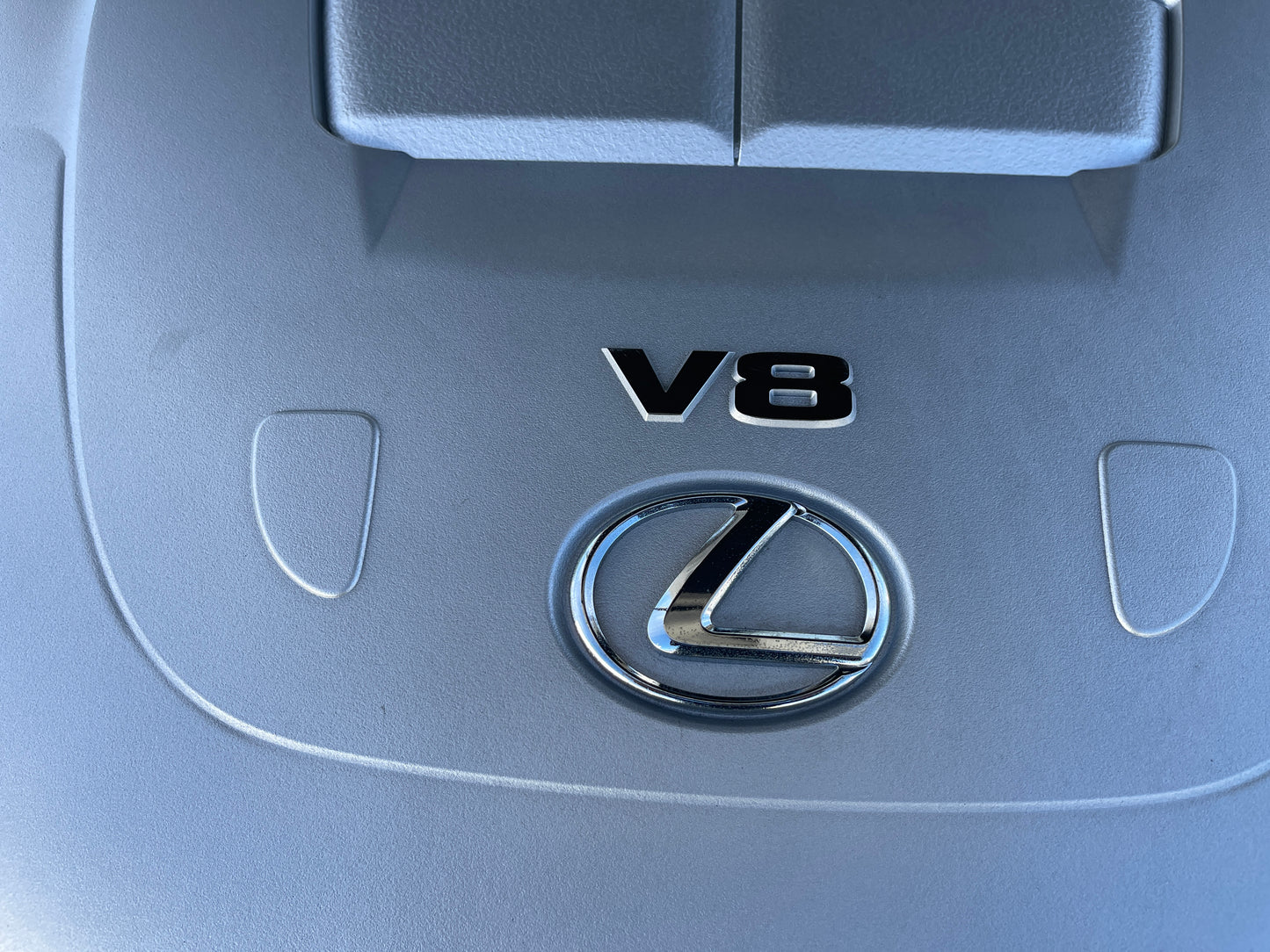 2008 Lexus LS460 AWD V8 4.6L Version C Premium Luxury Sedan, VIN 6ZZ80USF455000737 (#0737)