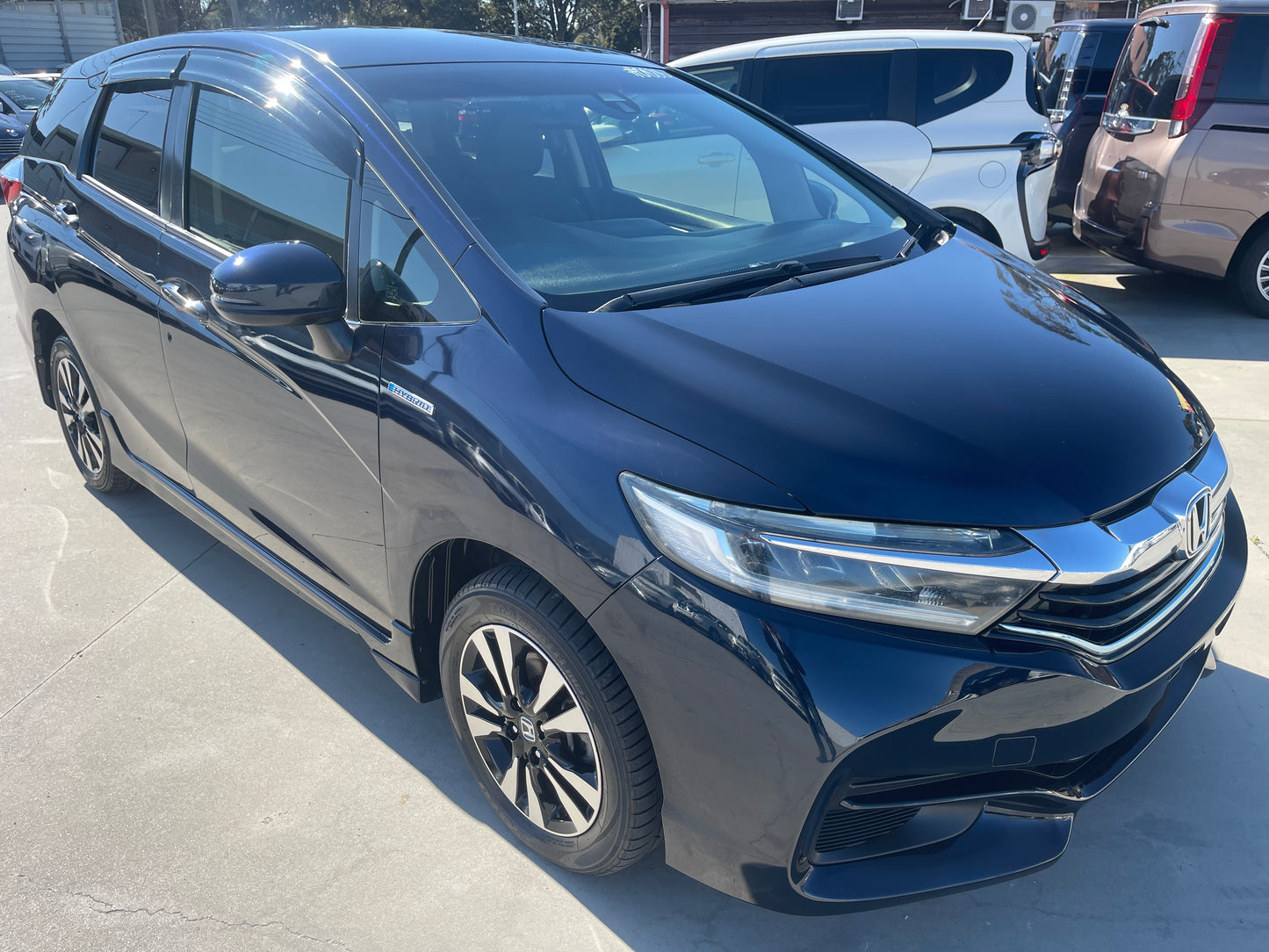 2015 Honda Shuttle 1.5L 4WD Hybrid Z 5 seater, 6ZZF000GP81000888 (#0888)