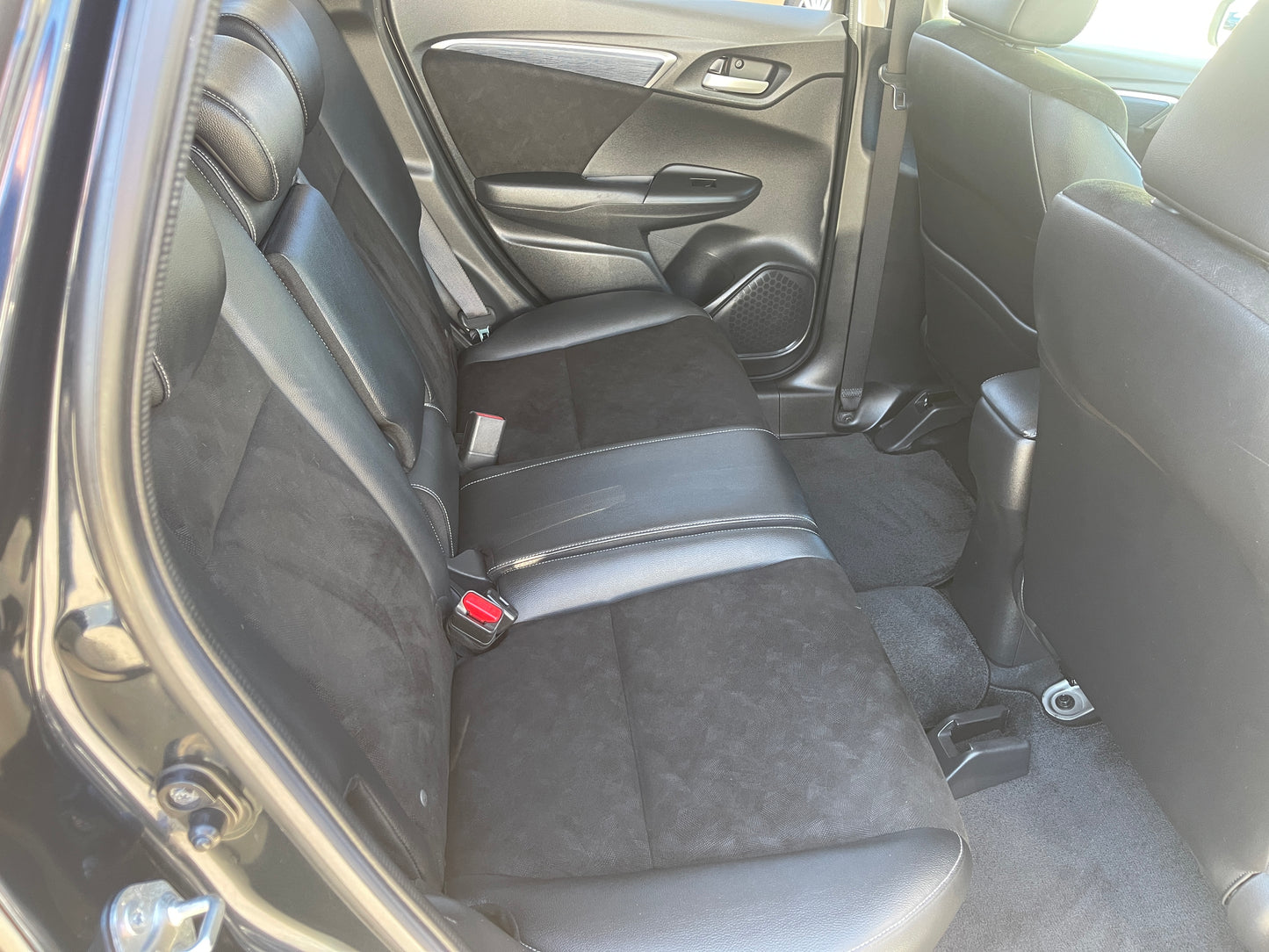 2015 Honda Shuttle 1.5L 4WD Hybrid Z 5 seater, 6ZZF000GP81000888 (#0888)