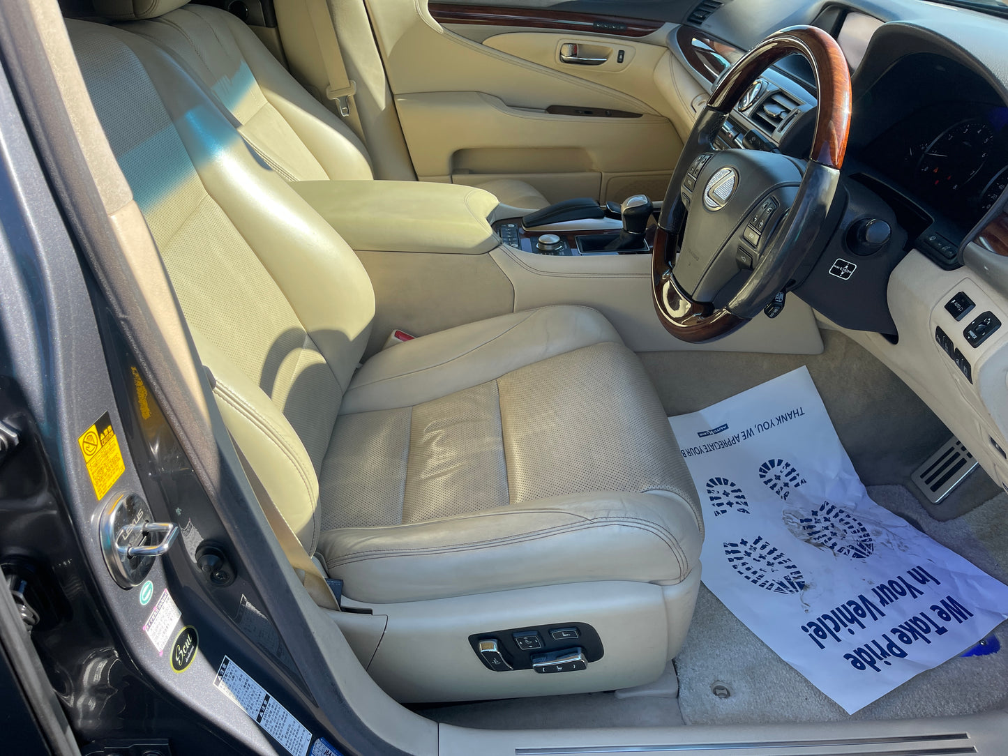 2014 Lexus LS460L AWD V8 4.6L Executive Package 4seats Premium Luxury Sedan, VIN 6ZZE0USF465006488 (#6488)