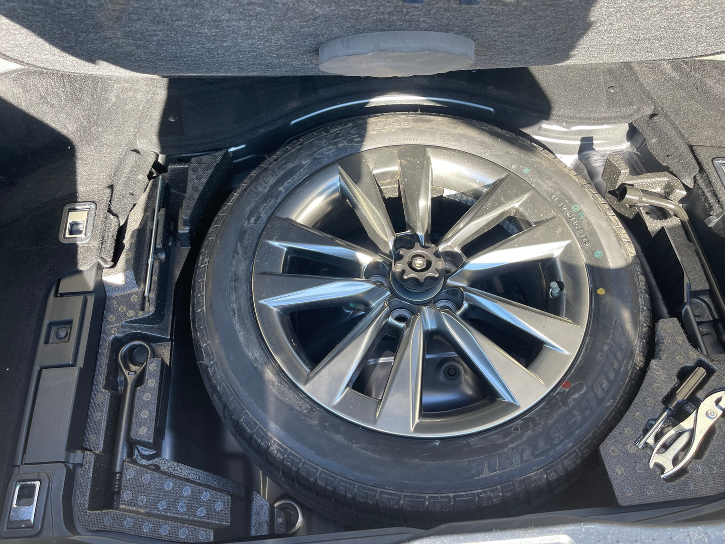2014 Lexus LS460L AWD V8 4.6L Executive Package 4seats Premium Luxury Sedan, VIN 6ZZE0USF465006488 (#6488)