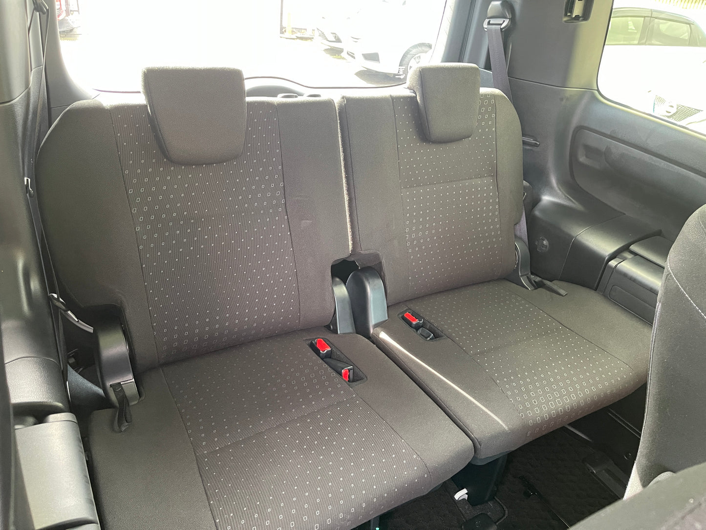 2018 Toyota Noah 1.8L Hybrid G Edition 7 seater, VIN 6ZZJ0ZWR800361953 (#1953)