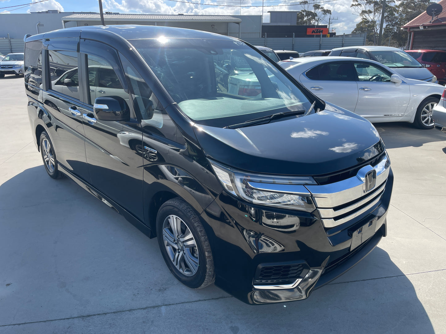 2019 Honda Honda Stepwgn 2.0 Spada Hybrid G Honda Sensing 7 seater, VIN 6ZZK000RP51087157 (#7157)