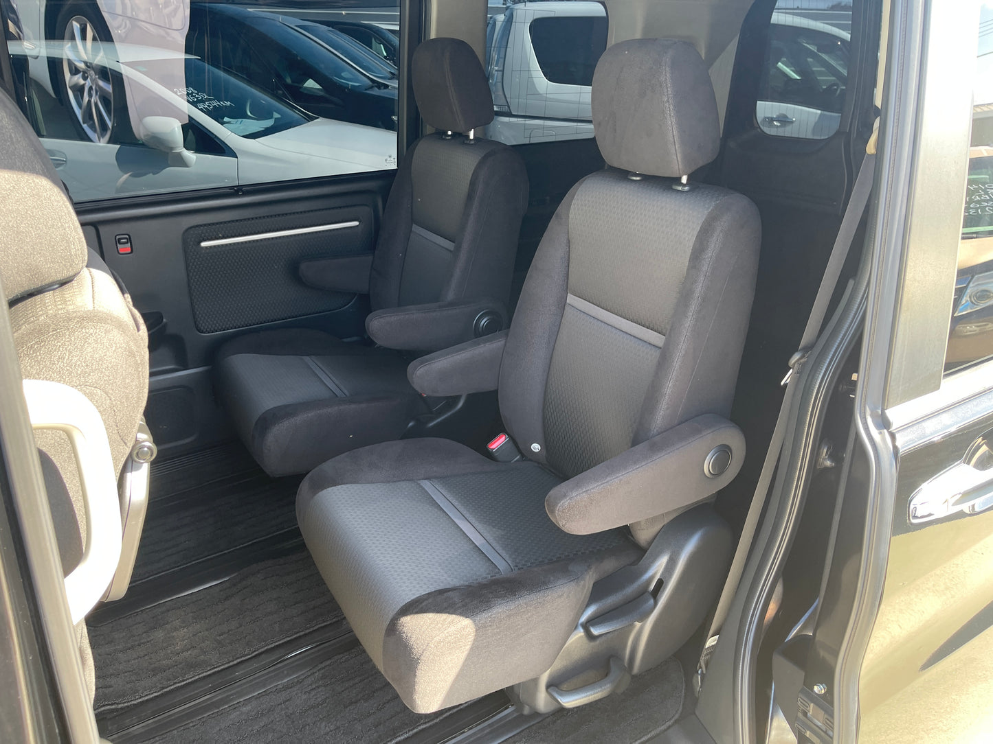 2019 Honda Honda Stepwgn 2.0 Spada Hybrid G Honda Sensing 7 seater, VIN 6ZZK000RP51087157 (#7157)