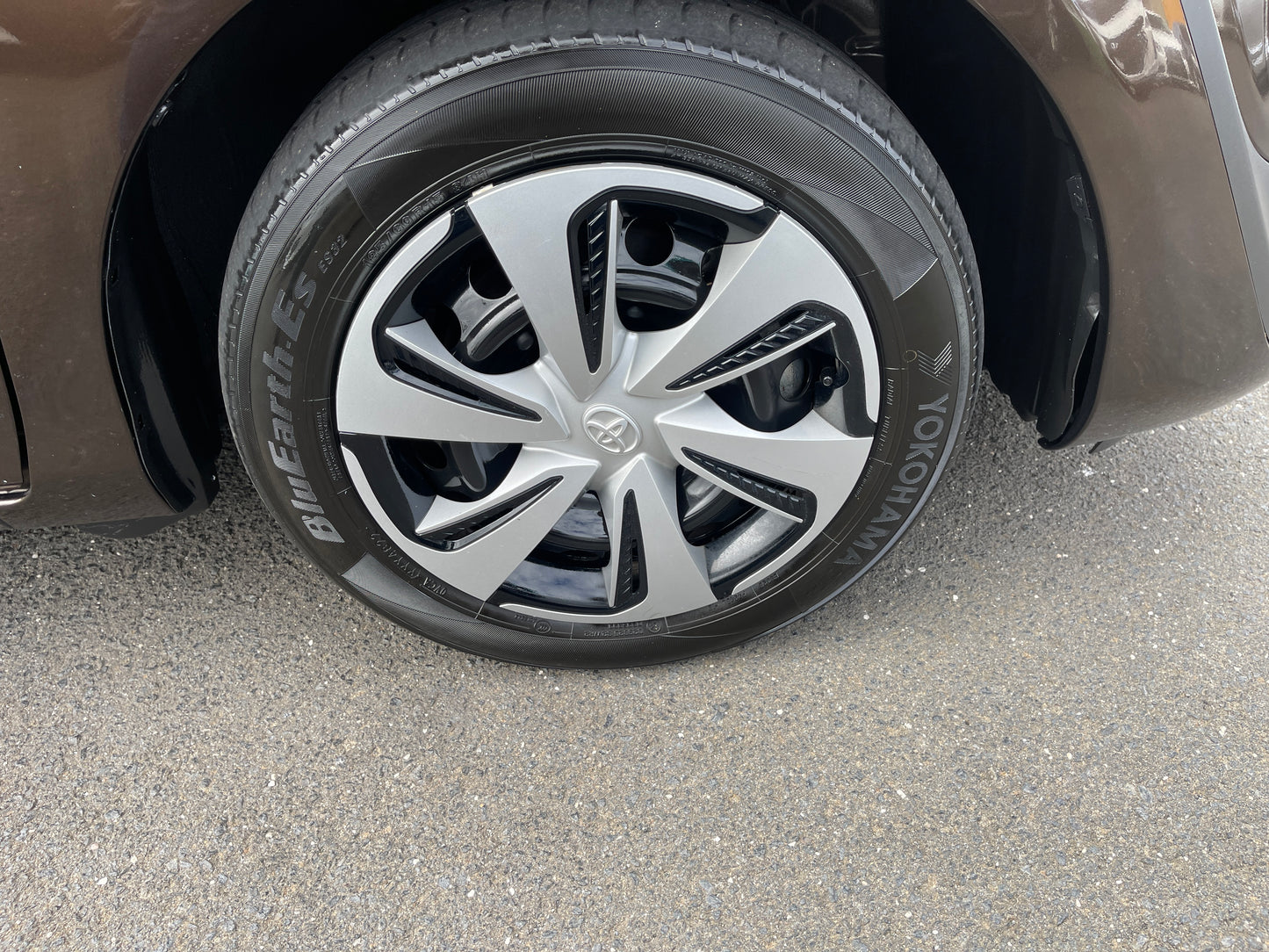 2021 Toyota Sienta Hybrid 1.5 G Cuero Package 7 seater, VIN 6ZZMNHP1707239576 (#9576)