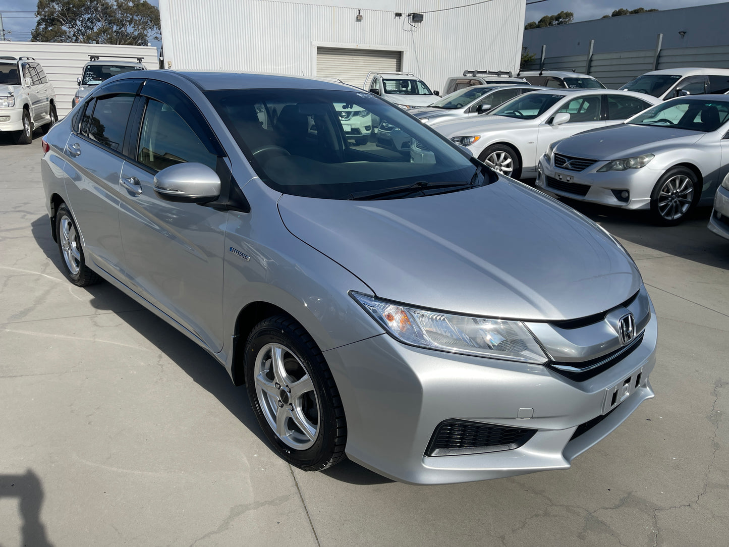 2015 Honda Grace 1.5 Hybrid DX Sedan 5 seater, 6ZZE000GM41004542 (#4542)