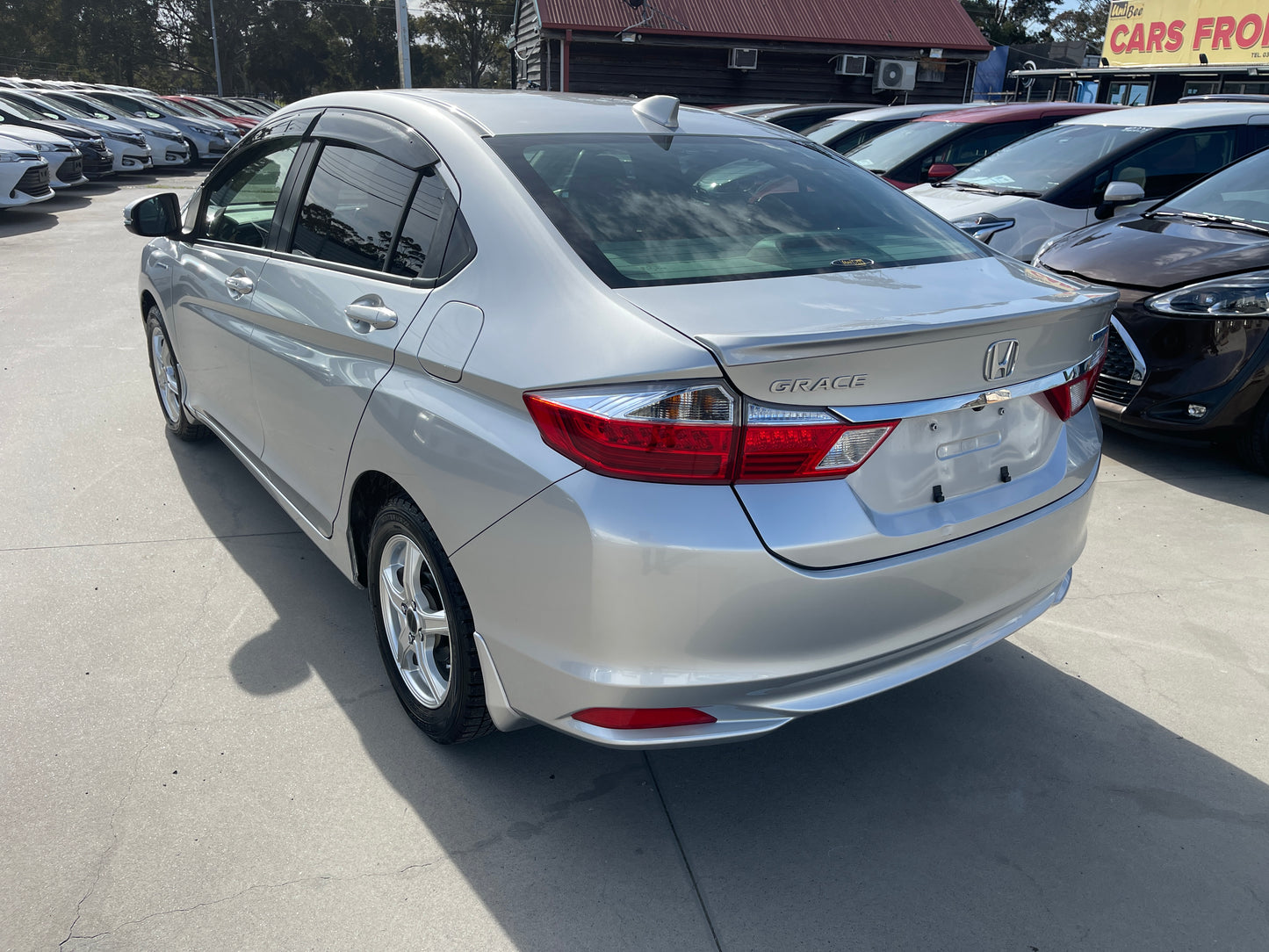 2015 Honda Grace 1.5 Hybrid DX Sedan 5 seater, 6ZZE000GM41004542 (#4542)