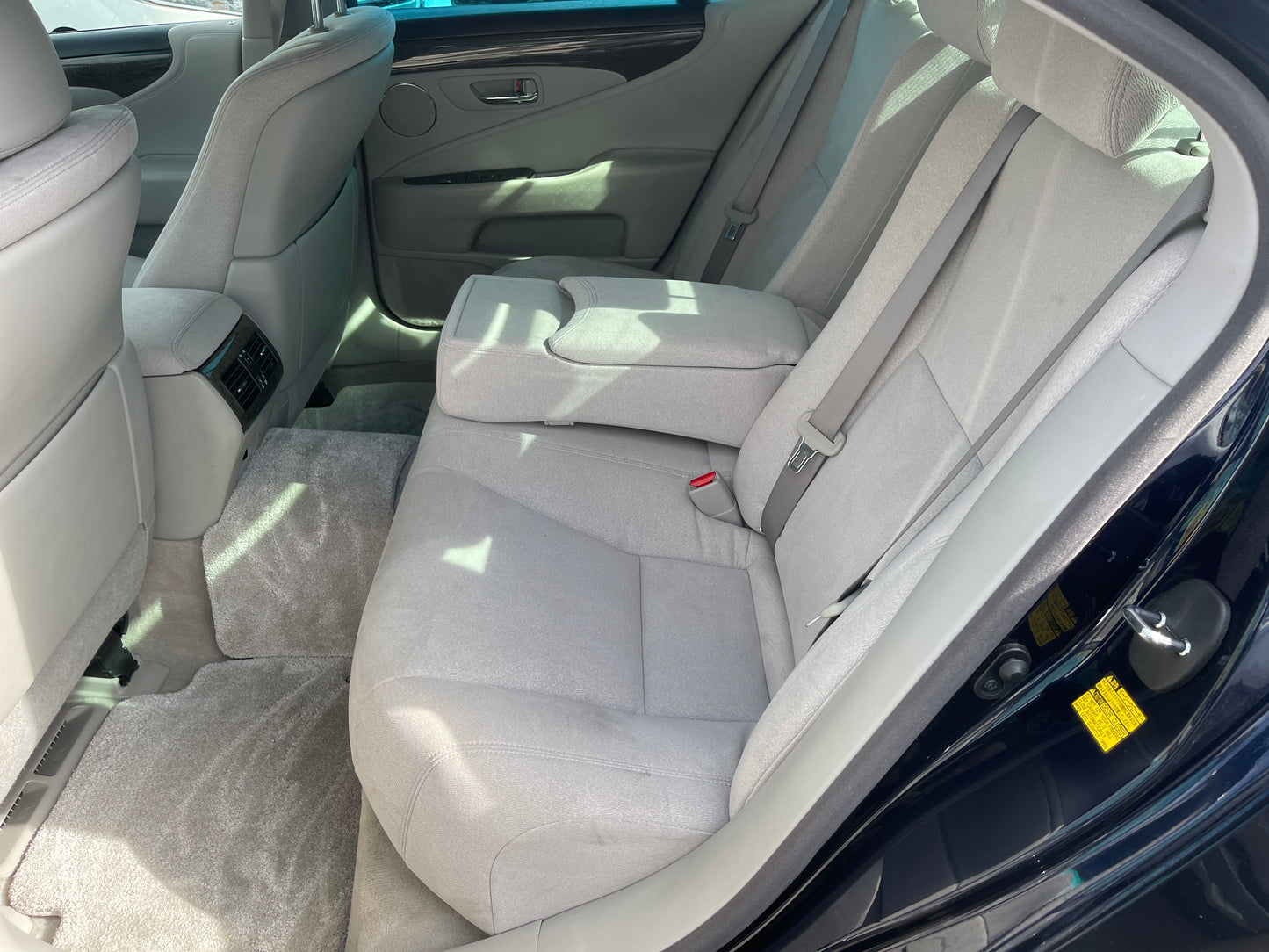 2006 Lexus LS460 V8 4.6L I Package Premium Luxury Sedan, VIN 6ZZ60USF405010222 (#0222)