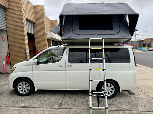 2006 Nissan Elgrand V6 3.5L Highway Star  Premium, VIN 6U900000E51151099 (#1099)