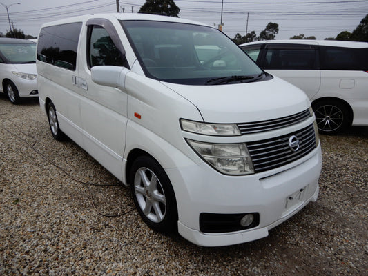 2003 Nissan Elgrand V6 3.5L  Highway Star Premium, VIN 6U900000E51020747 (#0747)