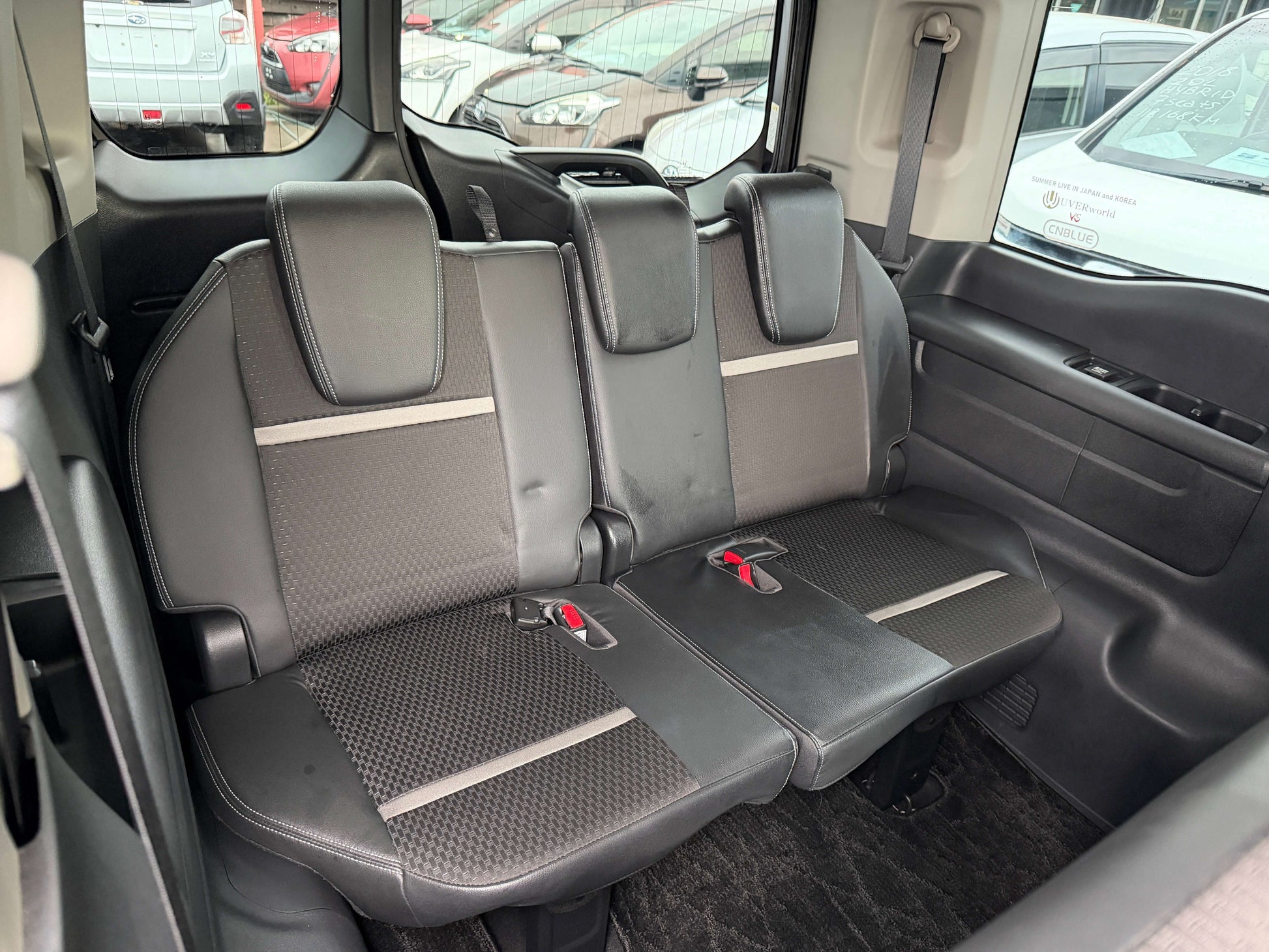 Interior seating of the 2018 Honda Honda Stepwgn 2.0 Spada Hybrid, showcasing spacious 7-seater layout.