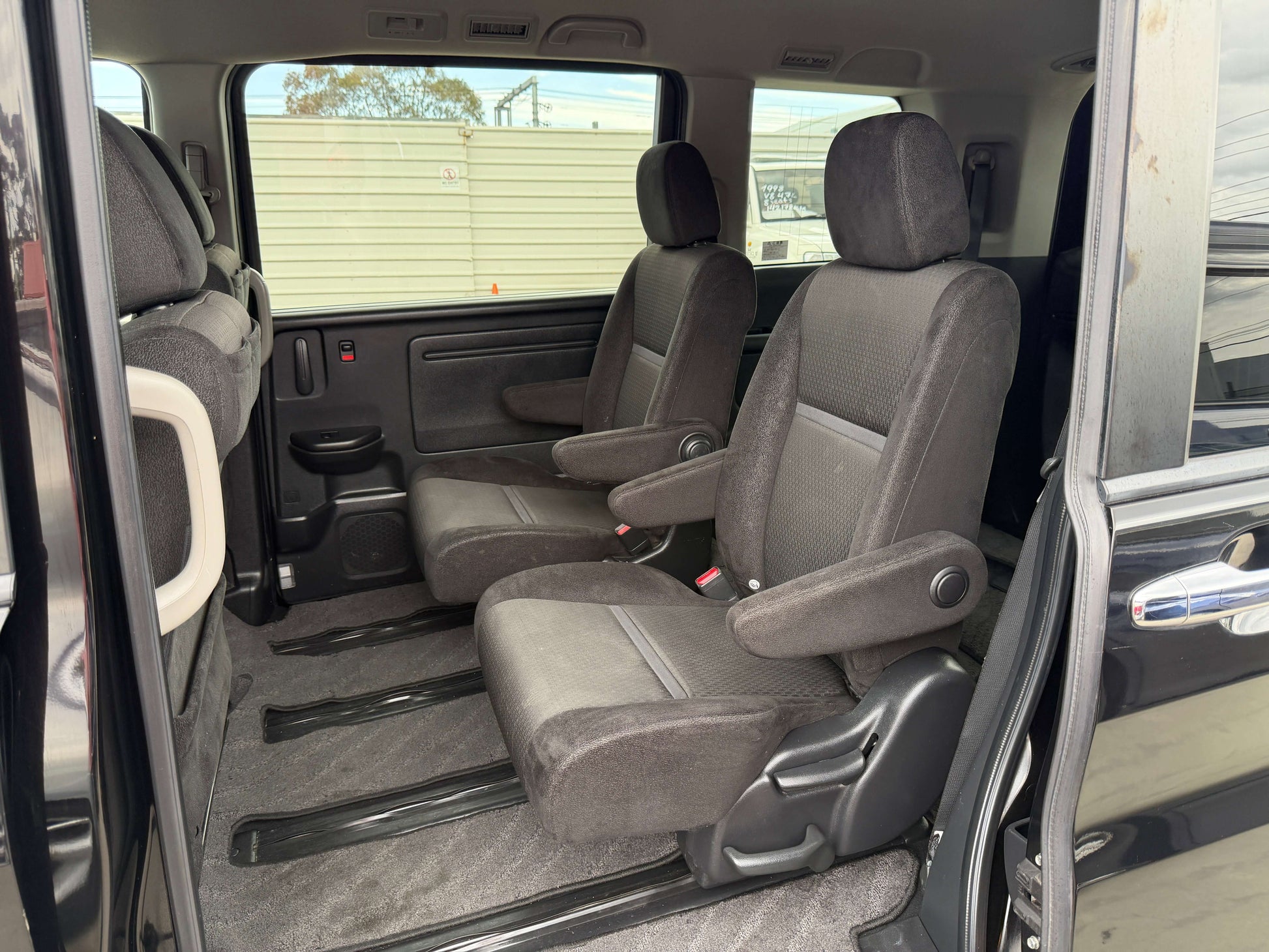 Interior seating of the 2018 Honda Honda Stepwgn 2.0 Spada Hybrid with spacious 7 seater layout.
