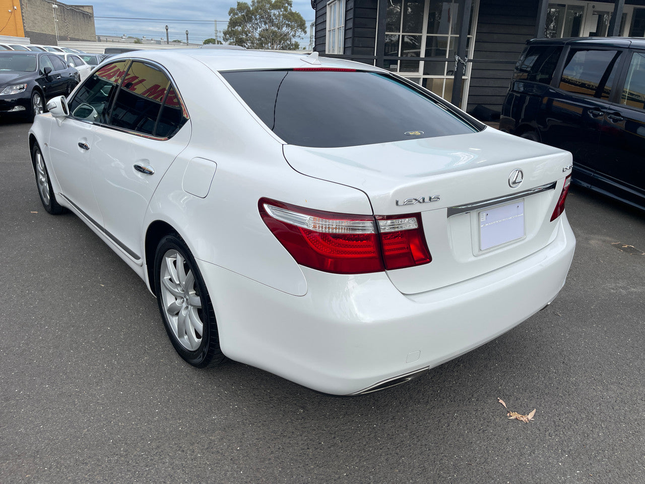 2007 Lexus LS460 V8 4.6L Version U I Package Premium Luxury Sedan, VIN 6ZZ60USF405019700 (#9700)