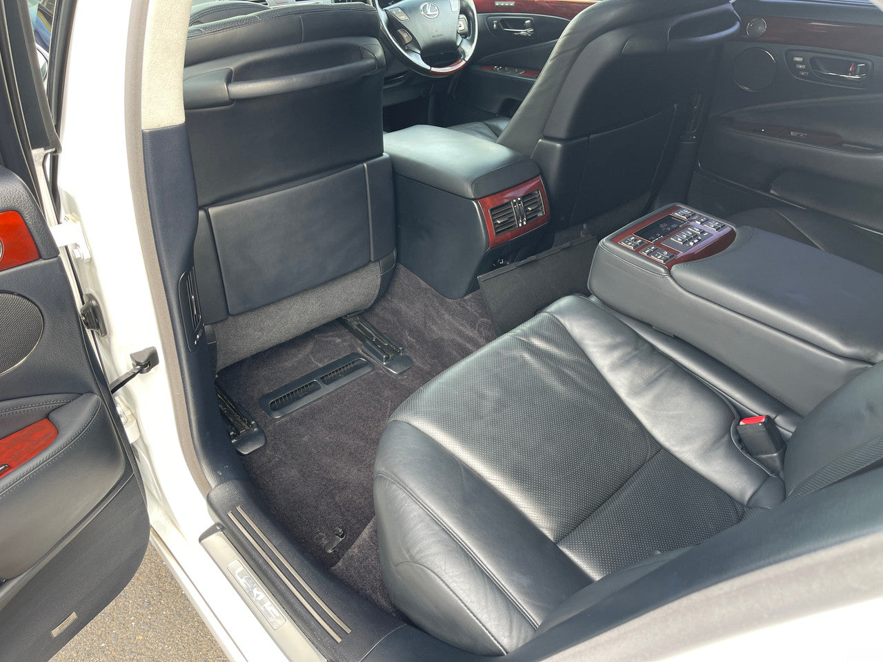 2007 Lexus LS460 V8 4.6L Version U I Package Premium Luxury Sedan, VIN 6ZZ60USF405019700 (#9700)