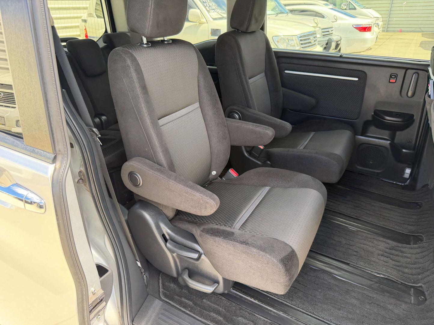 Interior seating of the 2019 Honda Honda Stepwgn 2.0 Spada Hybrid with comfortable seats.
