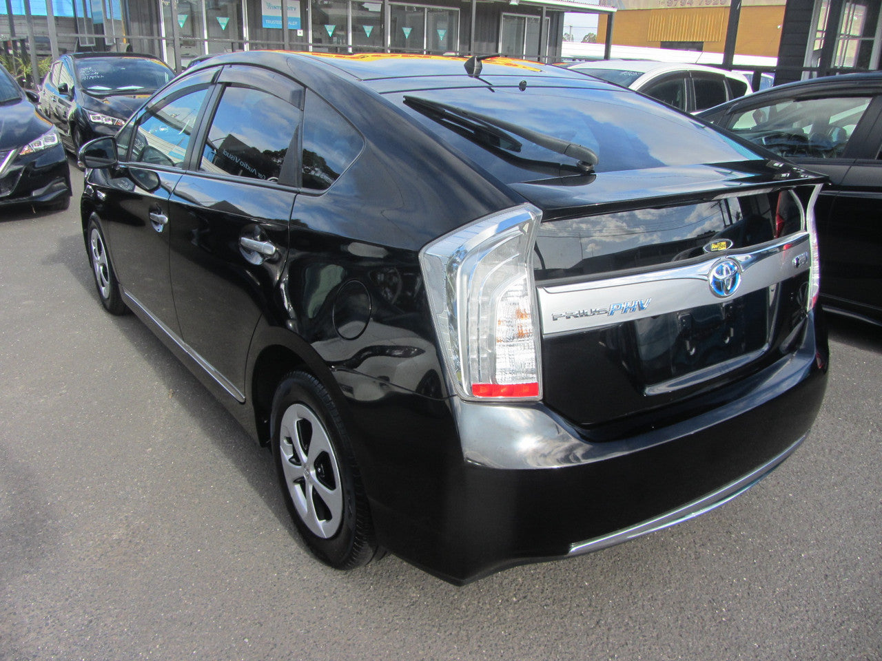 2012 Toyota Prius Plug-In Hybrid 1.8L G-Edition 5 seater, VIN 6ZZC0ZVW353012895 (#2895)